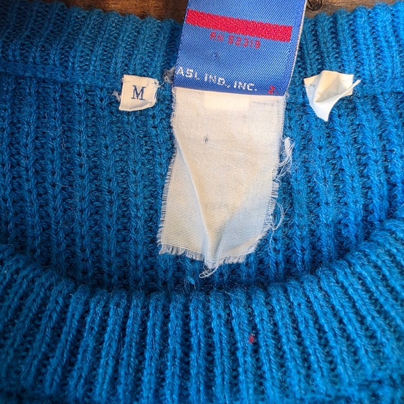 Vintage Ocean Pacific Med Striped Crew‎ Neck Long Sleeve Sweater Blue Red Green - Picture 6 of 7